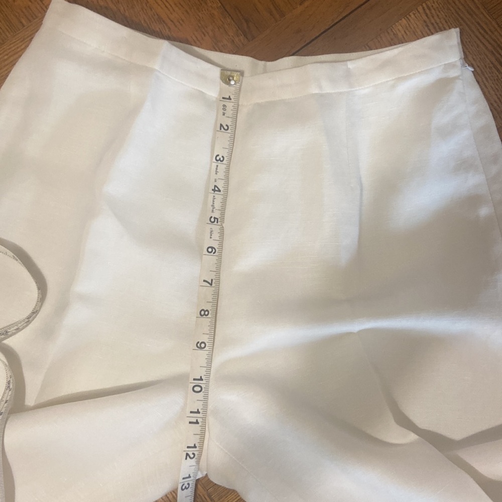 White Kasper brand linen and rayon  lined pants.  These pants are new. - Picture 5 of 5